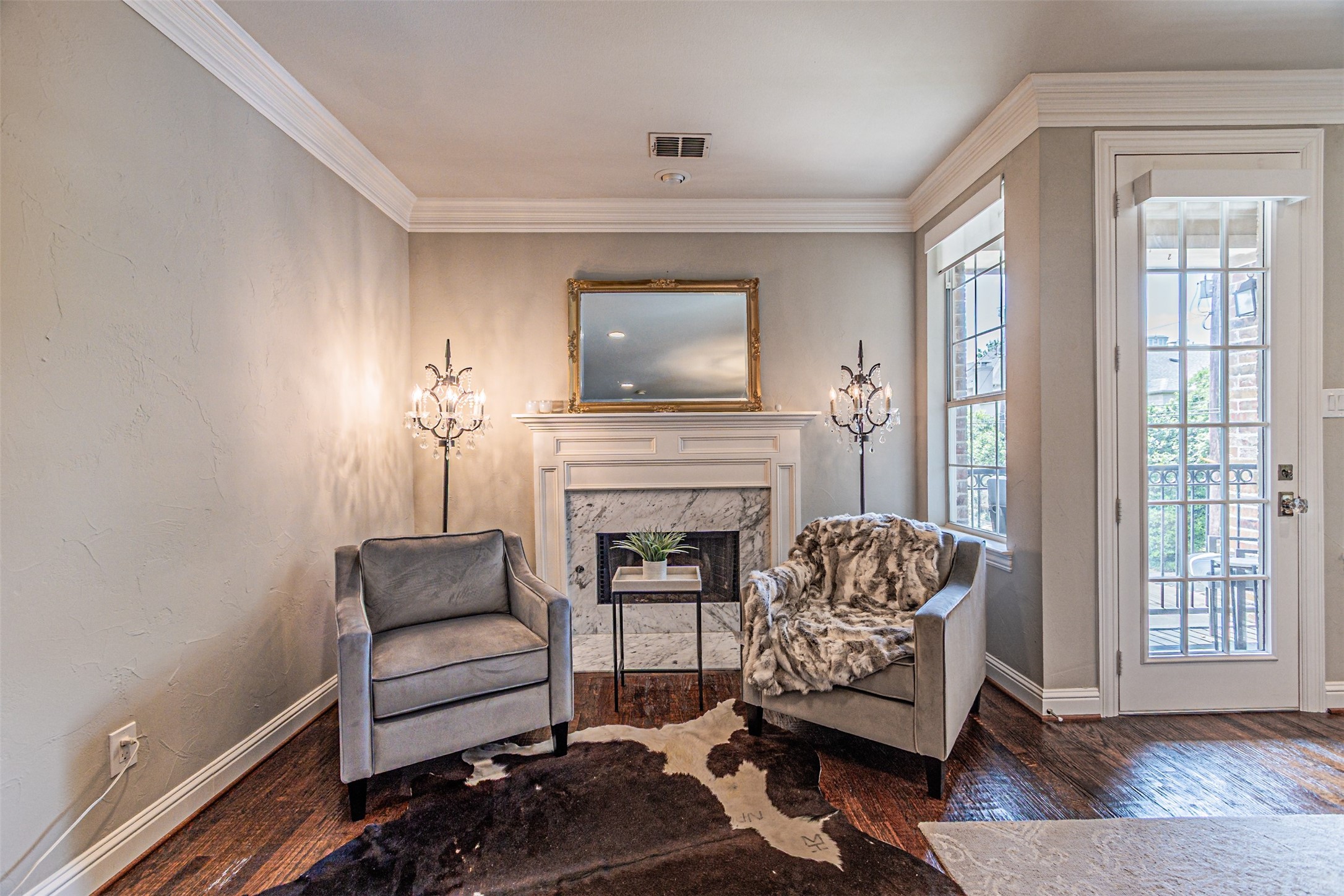 3637 Reagan Street Dallas TX 75219