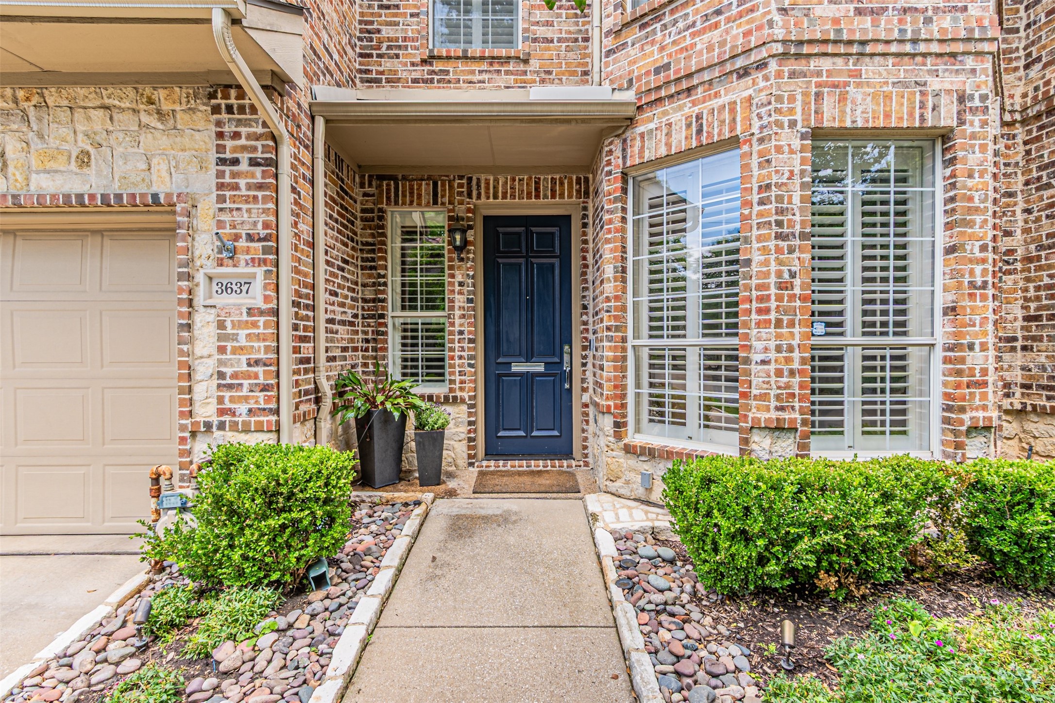 3637 Reagan Street Dallas TX 75219