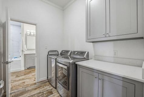 2009 Tree Top Court Granbury TX 76049