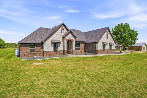 2009 Tree Top Court Granbury TX 76049