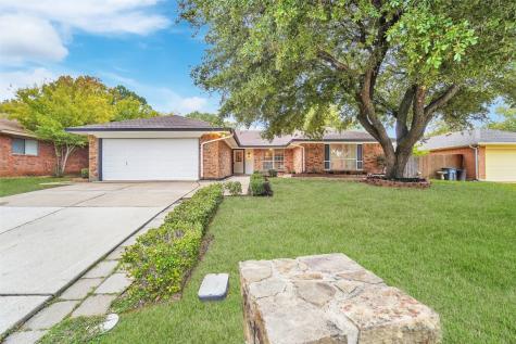 1206 Brookfield Lane Mansfield TX 76063