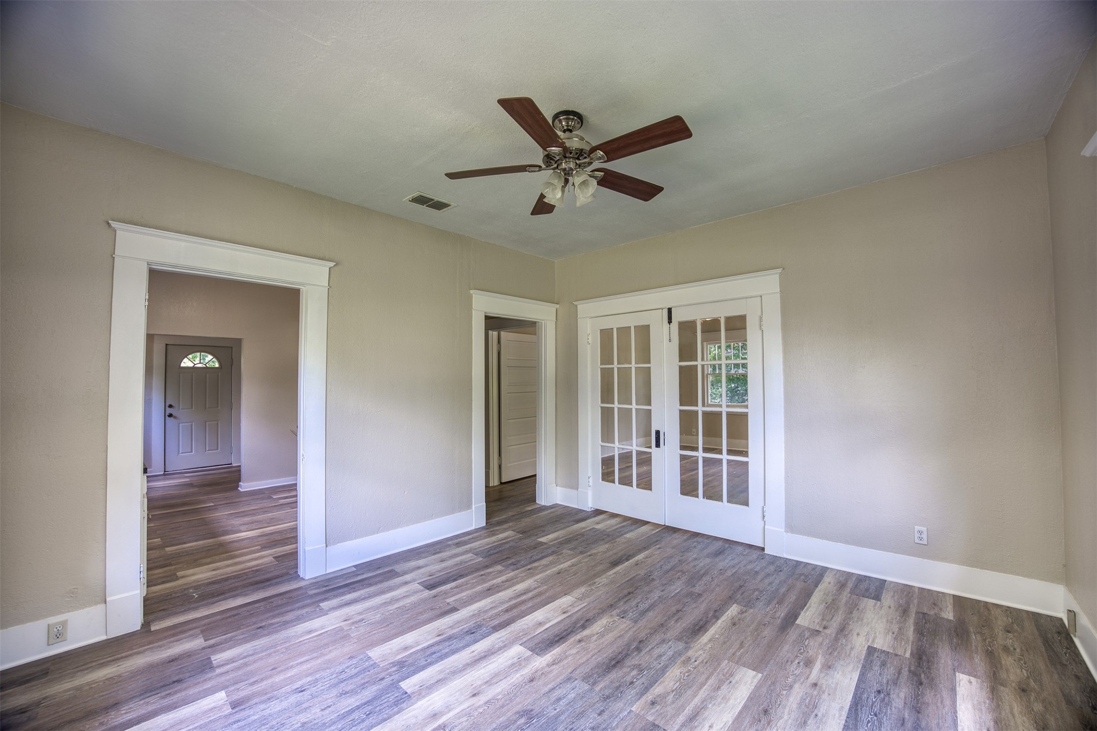 1008 N Link Street Palestine TX 75801
