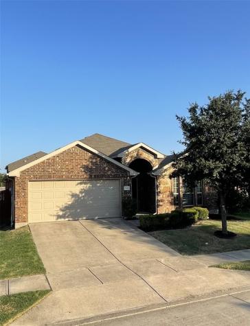 2029 Carriage Road Heartland TX 75126