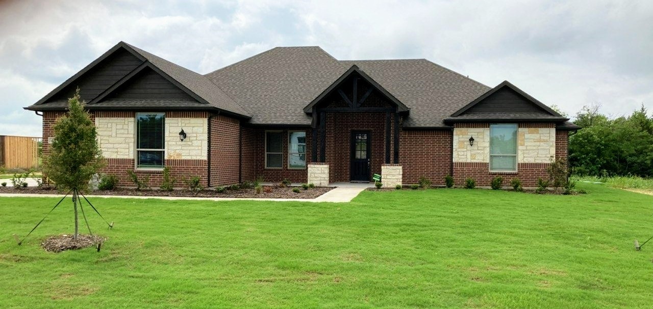 121 Farish Lane Waxahachie TX 75167