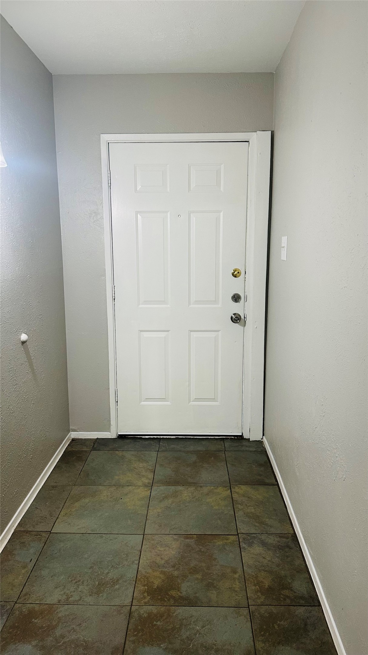 914 Clark Trail Grand Prairie TX 75052