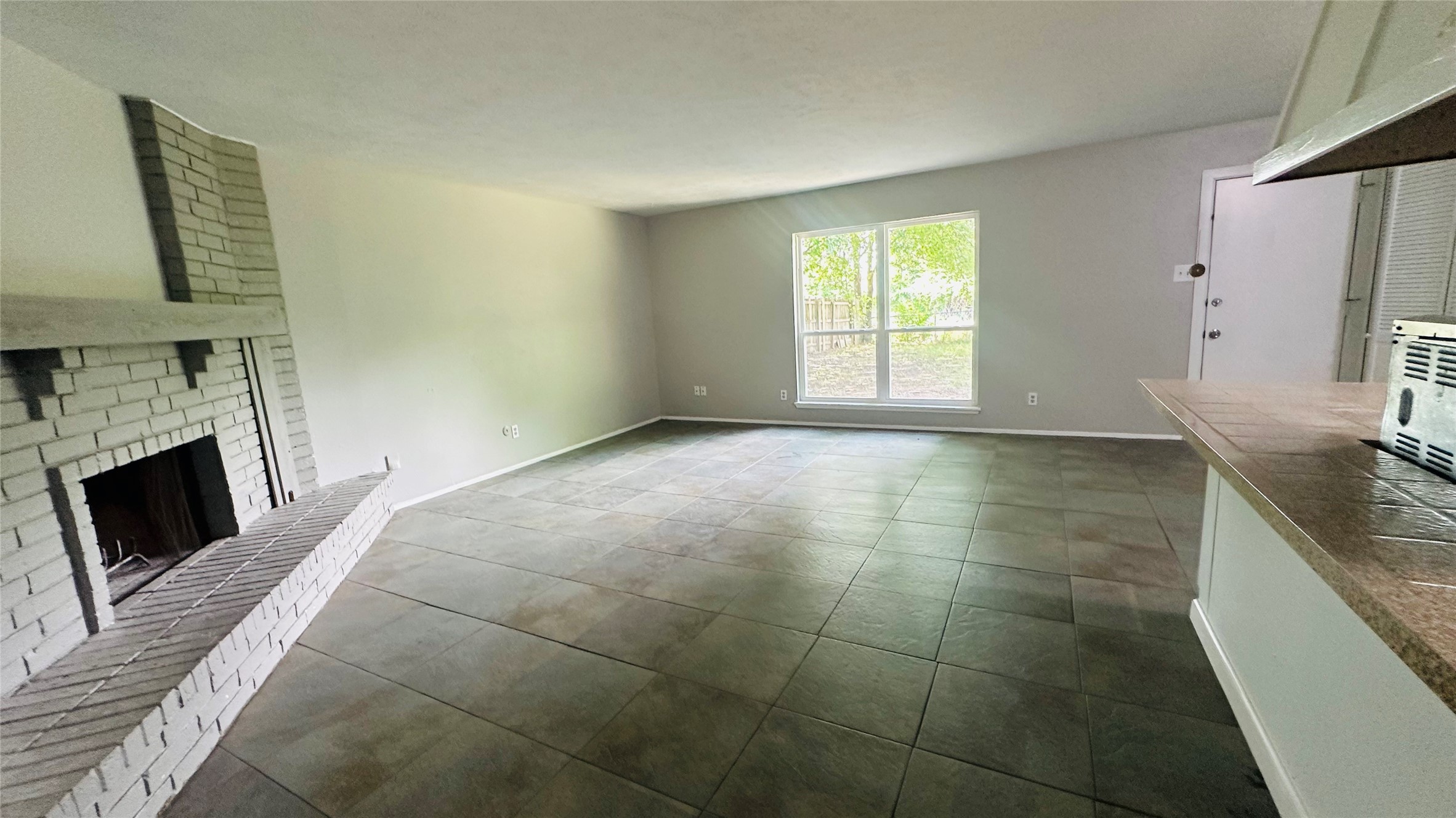914 Clark Trail Grand Prairie TX 75052