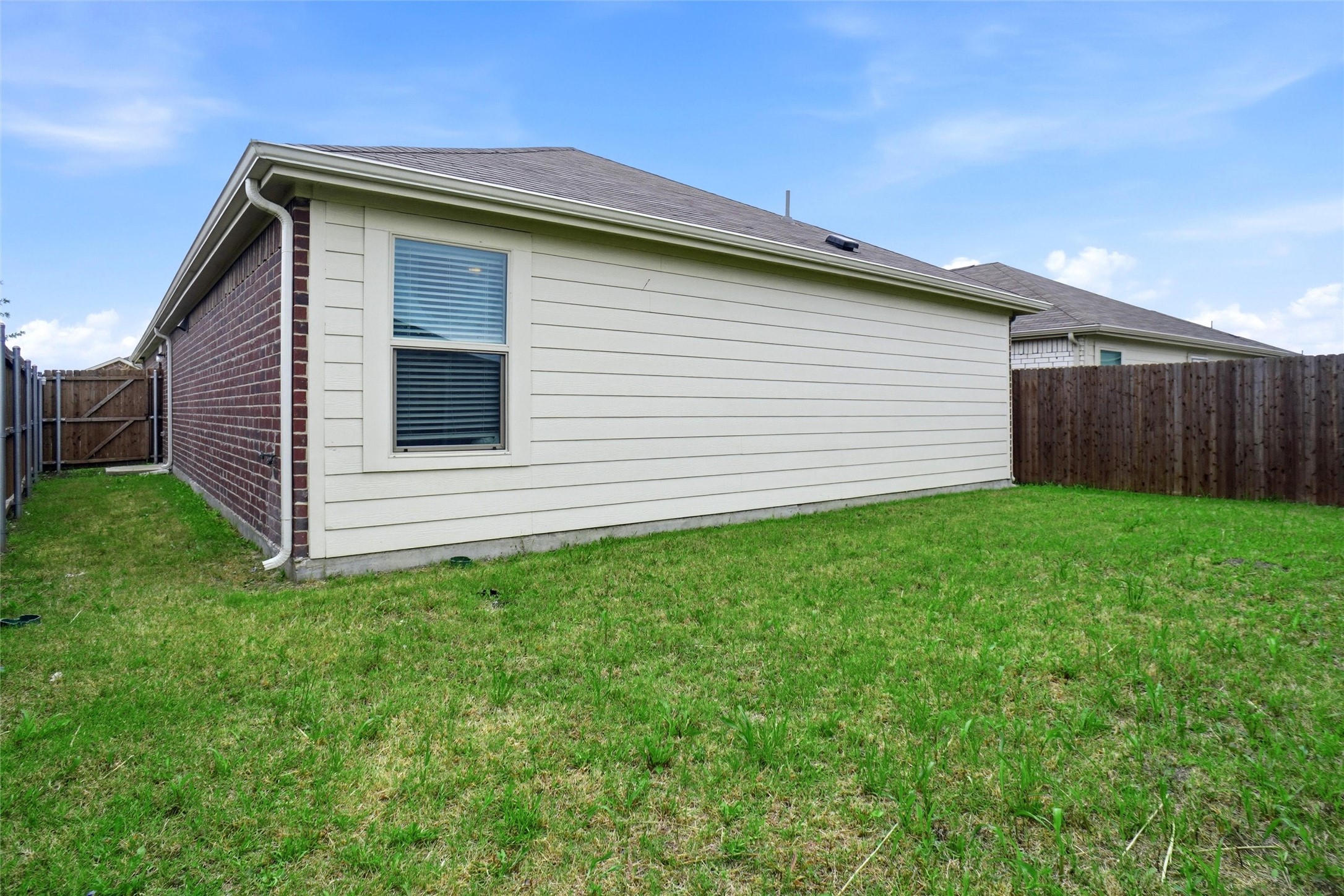 2505 Russell Street Crandall TX 75114