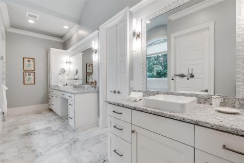 32 Fawn Wood Drive Dallas TX 75248