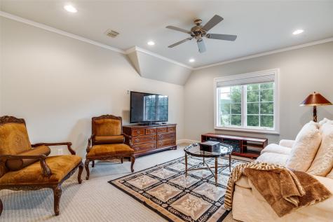 32 Fawn Wood Drive Dallas TX 75248