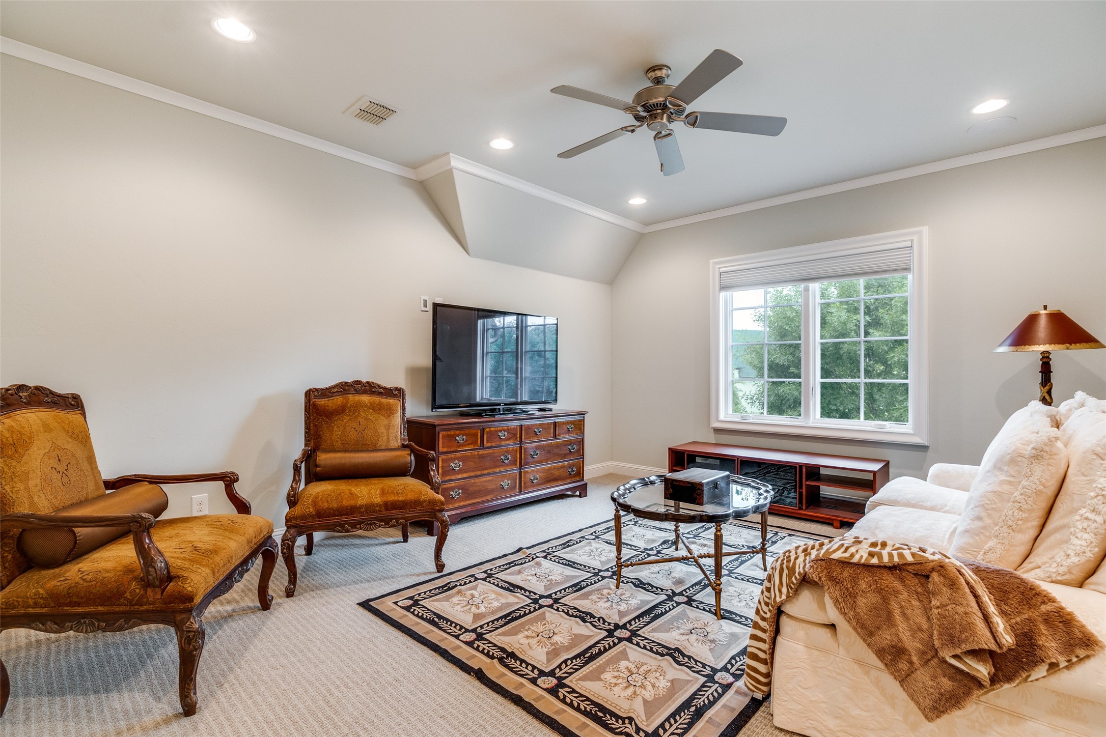 32 Fawn Wood Drive Dallas TX 75248
