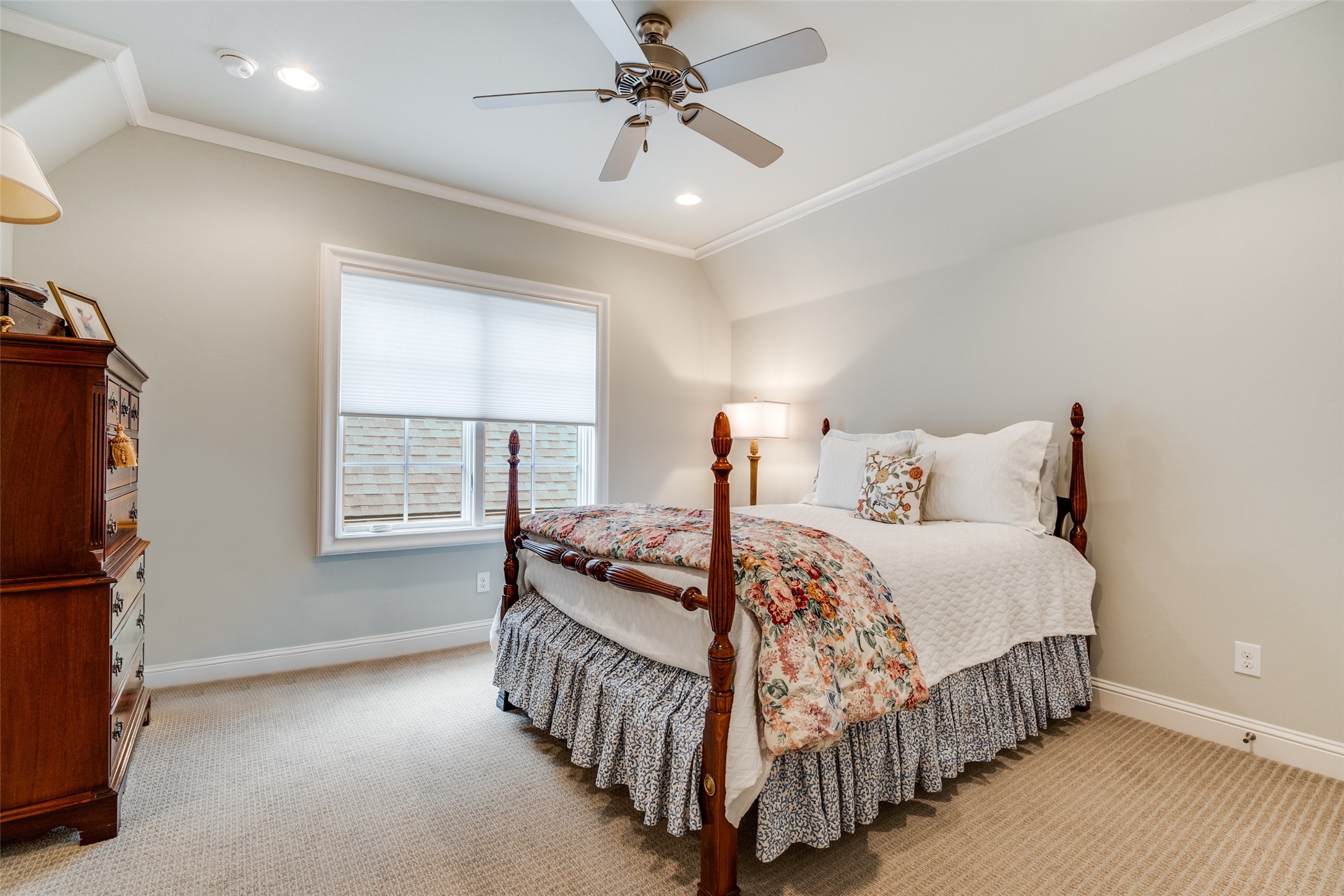 32 Fawn Wood Drive Dallas TX 75248