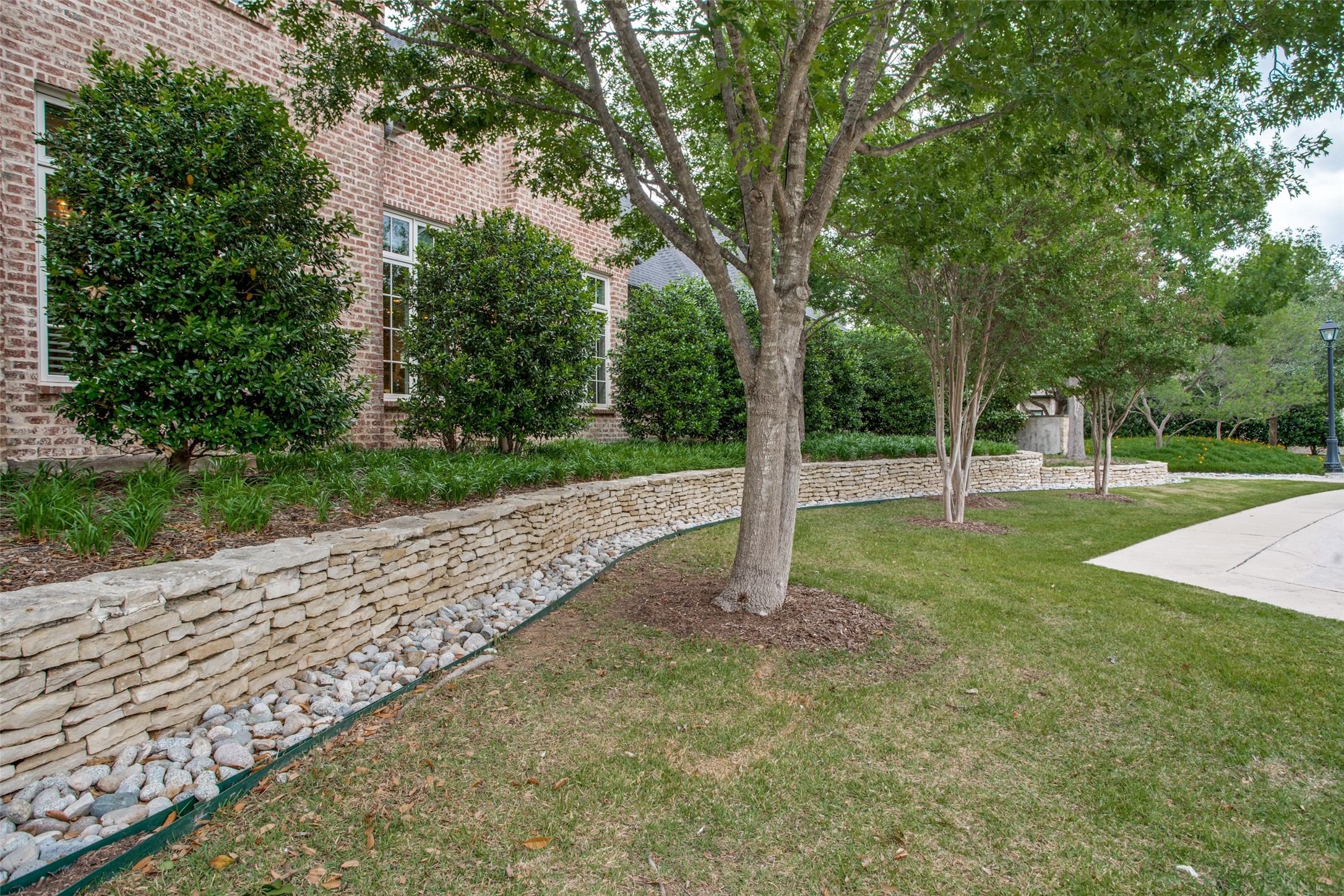 32 Fawn Wood Drive Dallas TX 75248