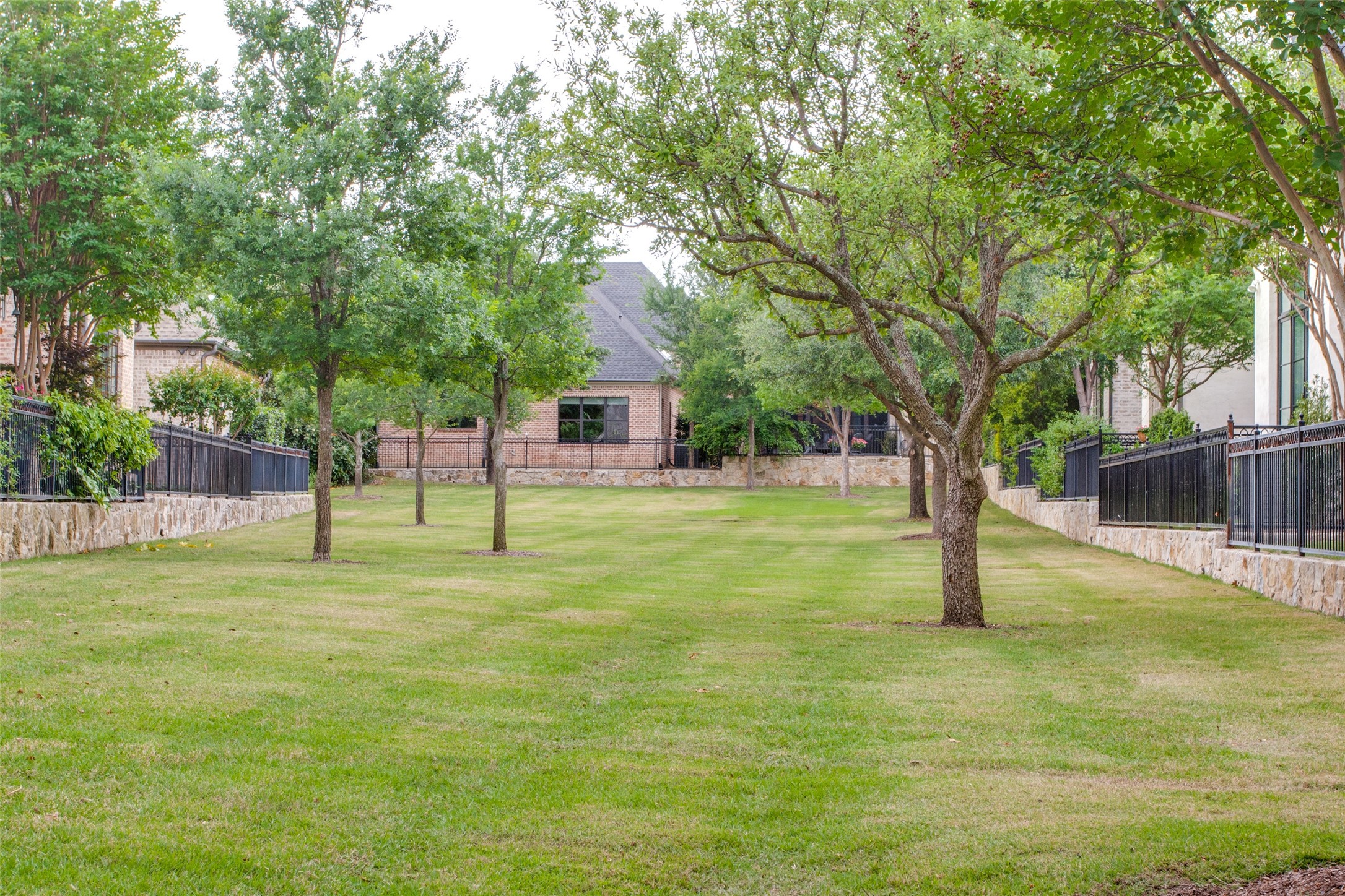 32 Fawn Wood Drive Dallas TX 75248