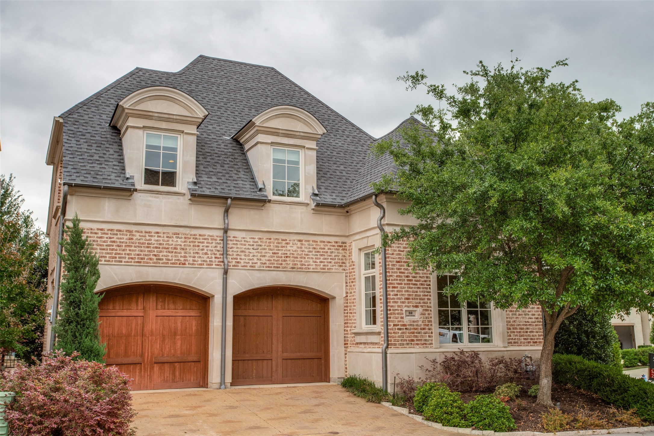 32 Fawn Wood Drive Dallas TX 75248