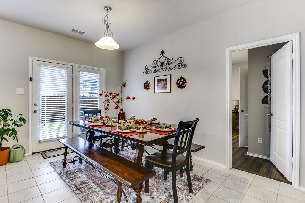 216 Bay Waxahachie TX 75165