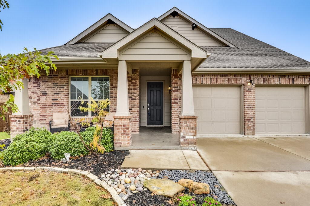 216 Bay Waxahachie TX 75165