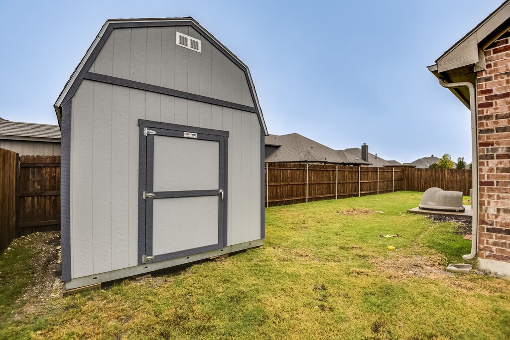 216 Bay Waxahachie TX 75165