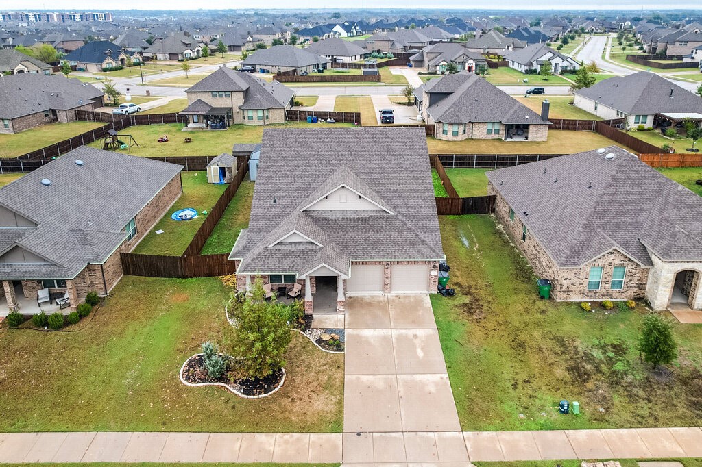 216 Bay Waxahachie TX 75165