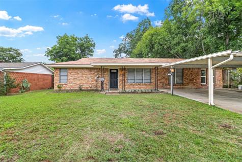 5032 Roxie Street Haltom City TX 76117