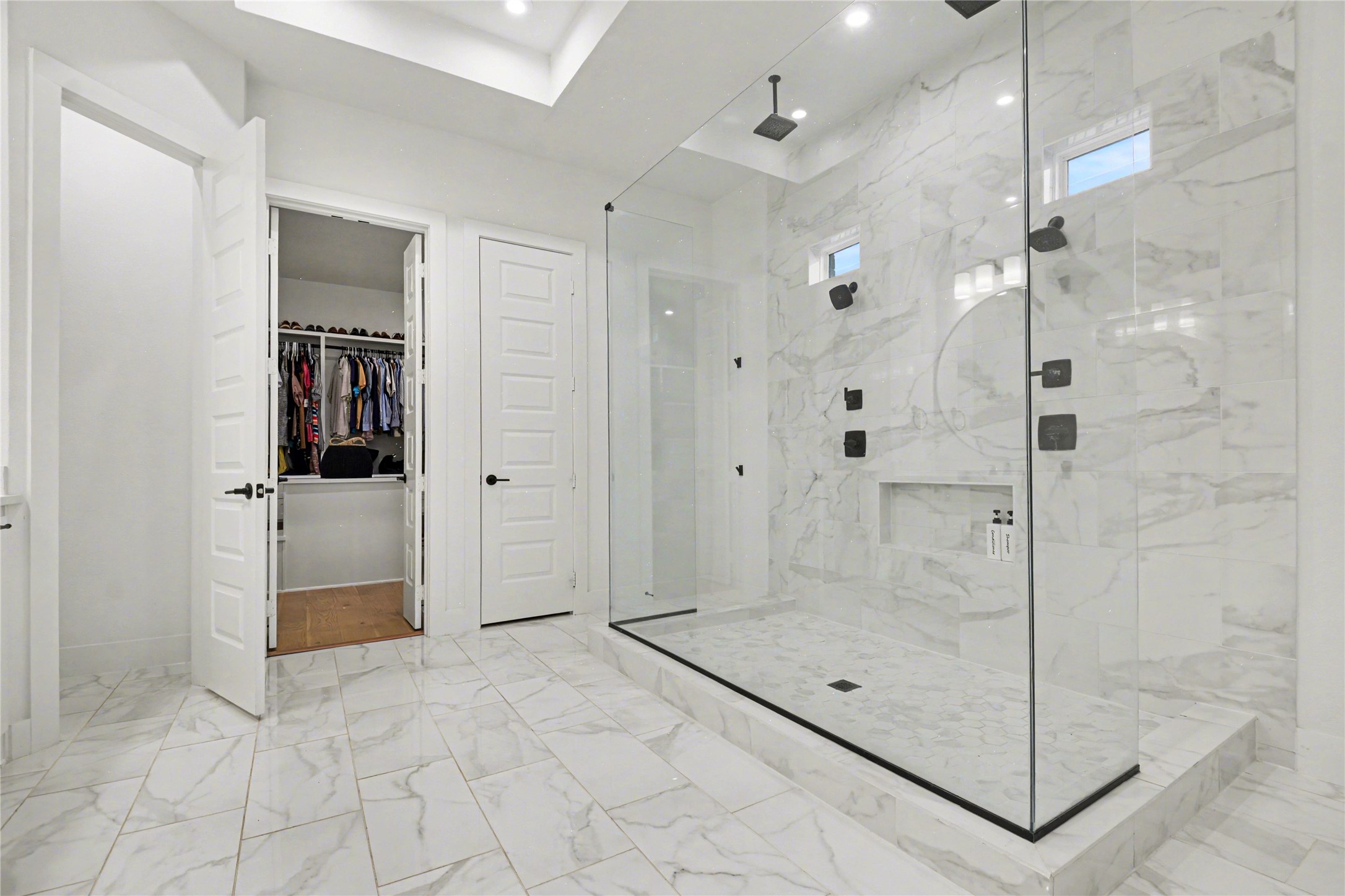 401 Ambergate Drive Shady Shores TX 76208