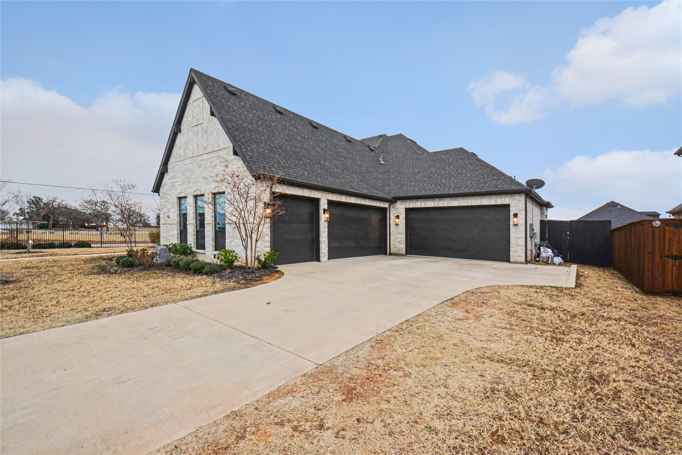 401 Ambergate Drive Shady Shores TX 76208
