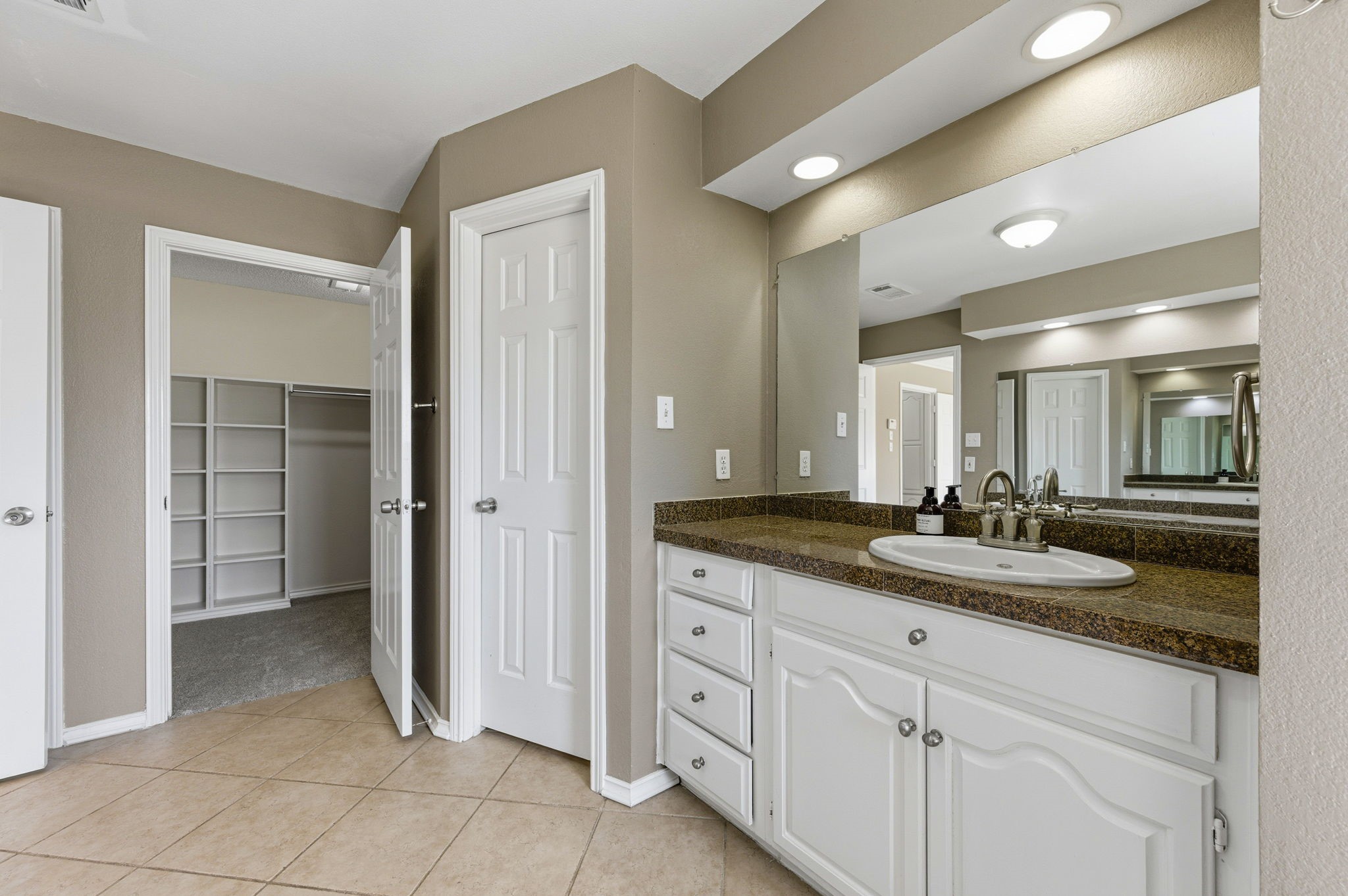 3332 Gatwick Place Farmers Branch TX 75234