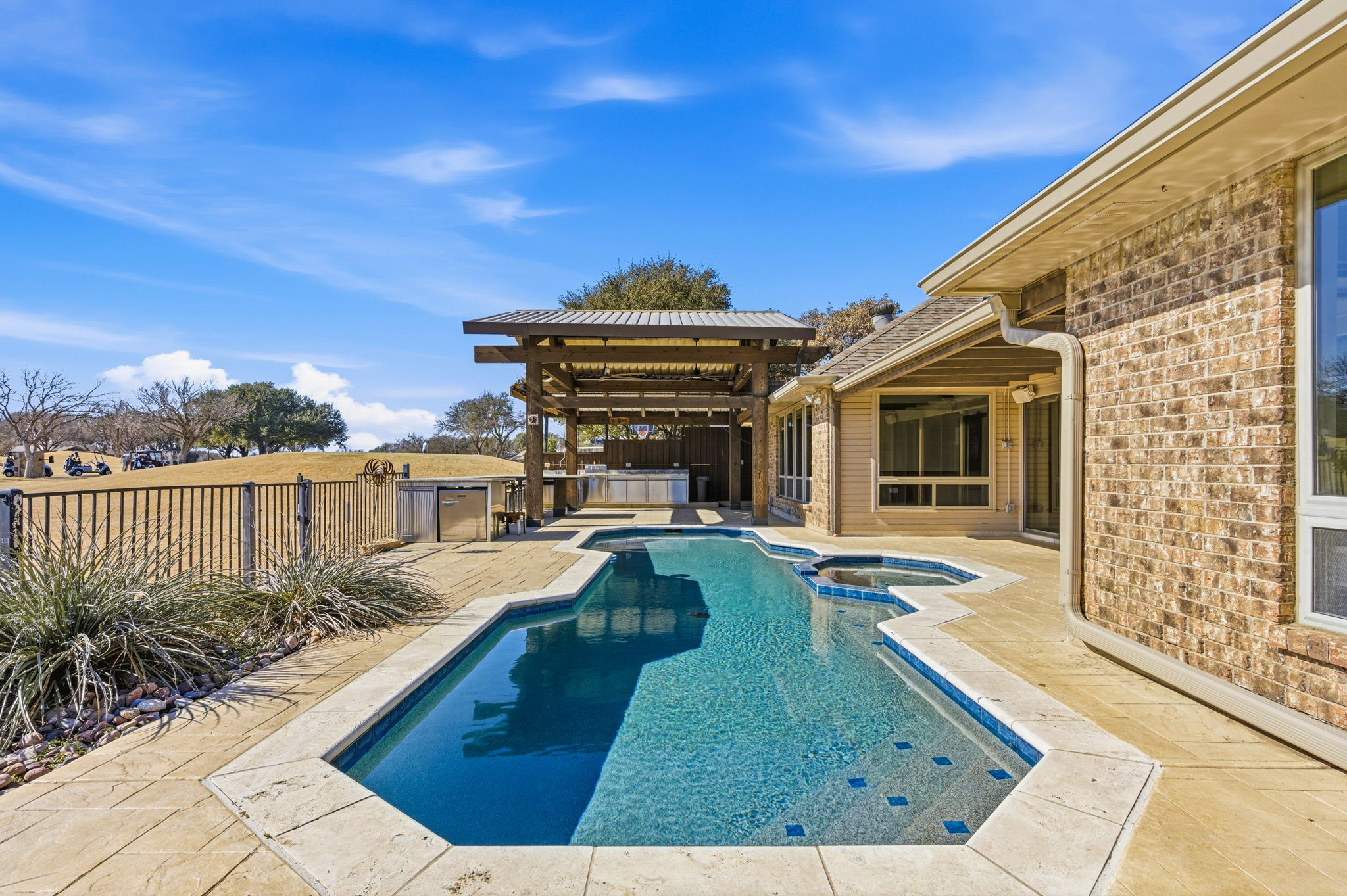 3332 Gatwick Place Farmers Branch TX 75234