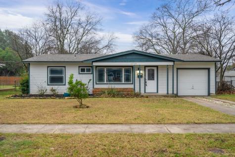 11706 Strand Street Dallas TX 75218