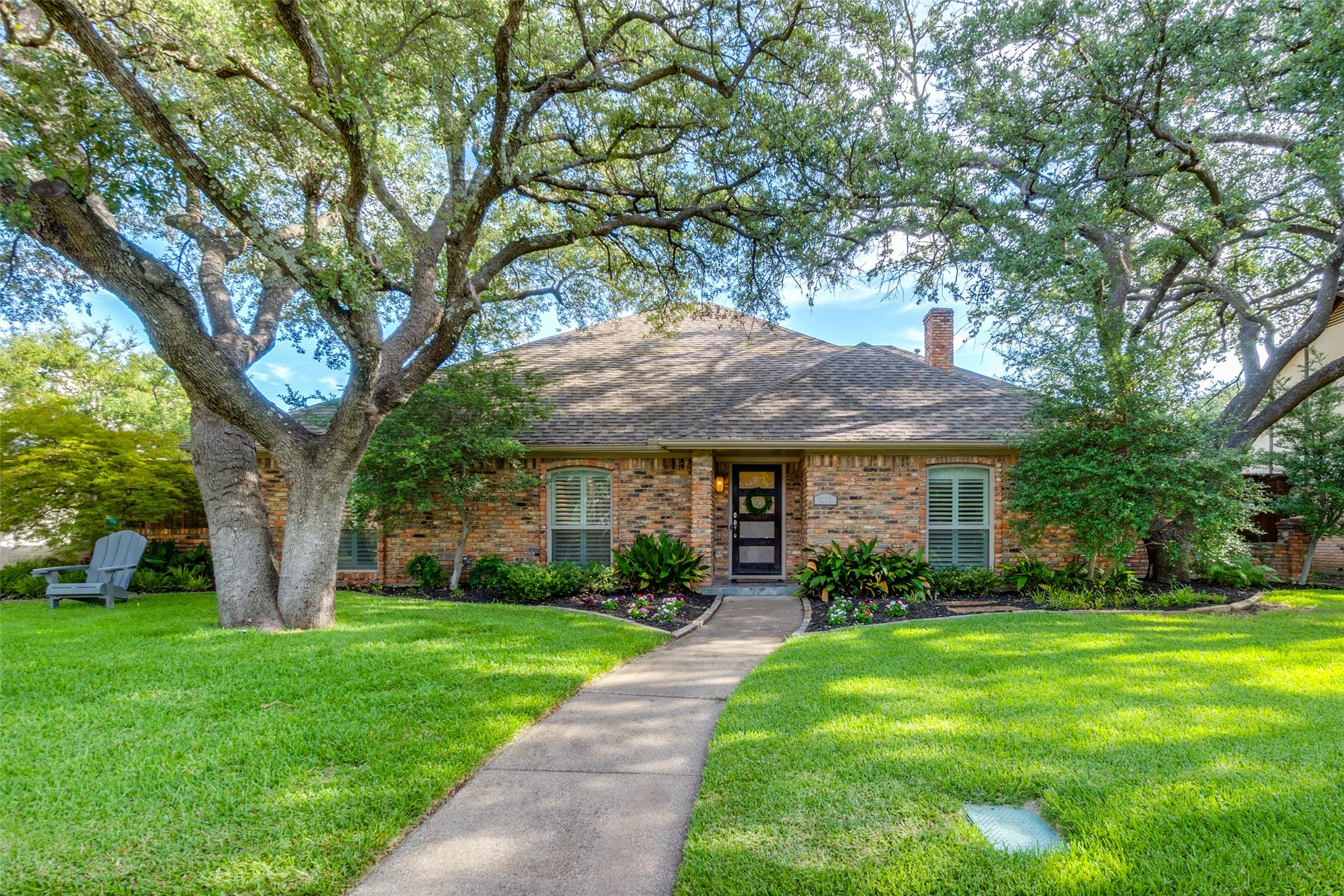 9035 Maguires Bridge Drive Dallas TX 75231