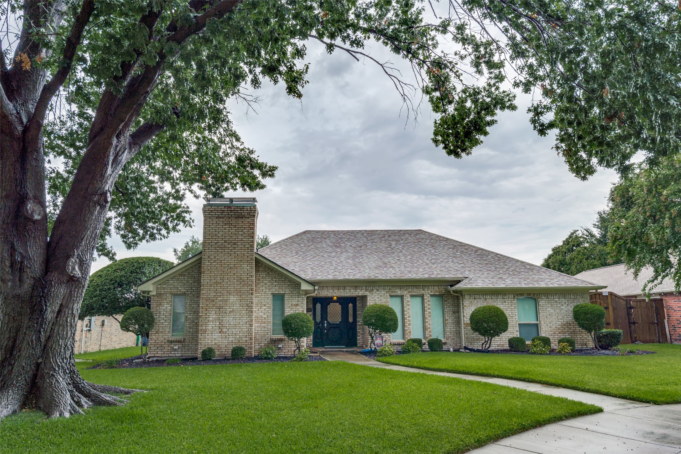 2318 Bush Circle Carrollton TX 75007