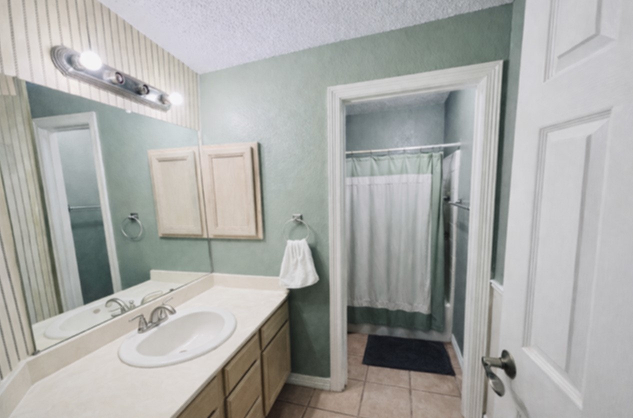 990 Treehouse Lane Red Oak TX 75154