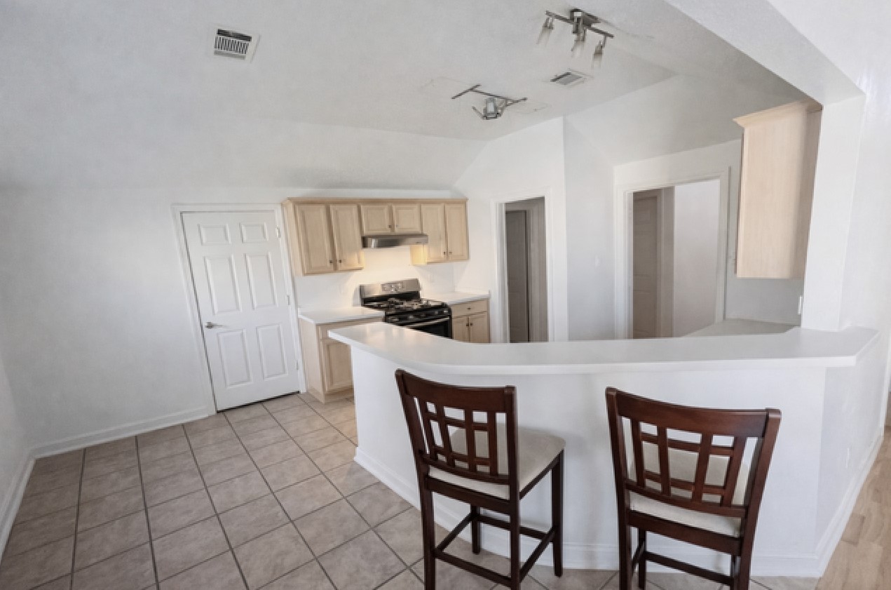 990 Treehouse Lane Red Oak TX 75154