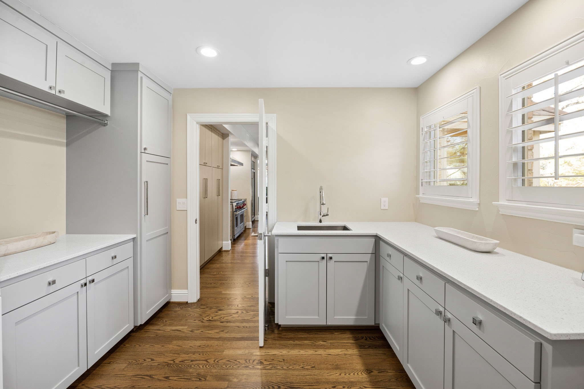 6415 Forestshire Drive Dallas TX 75230