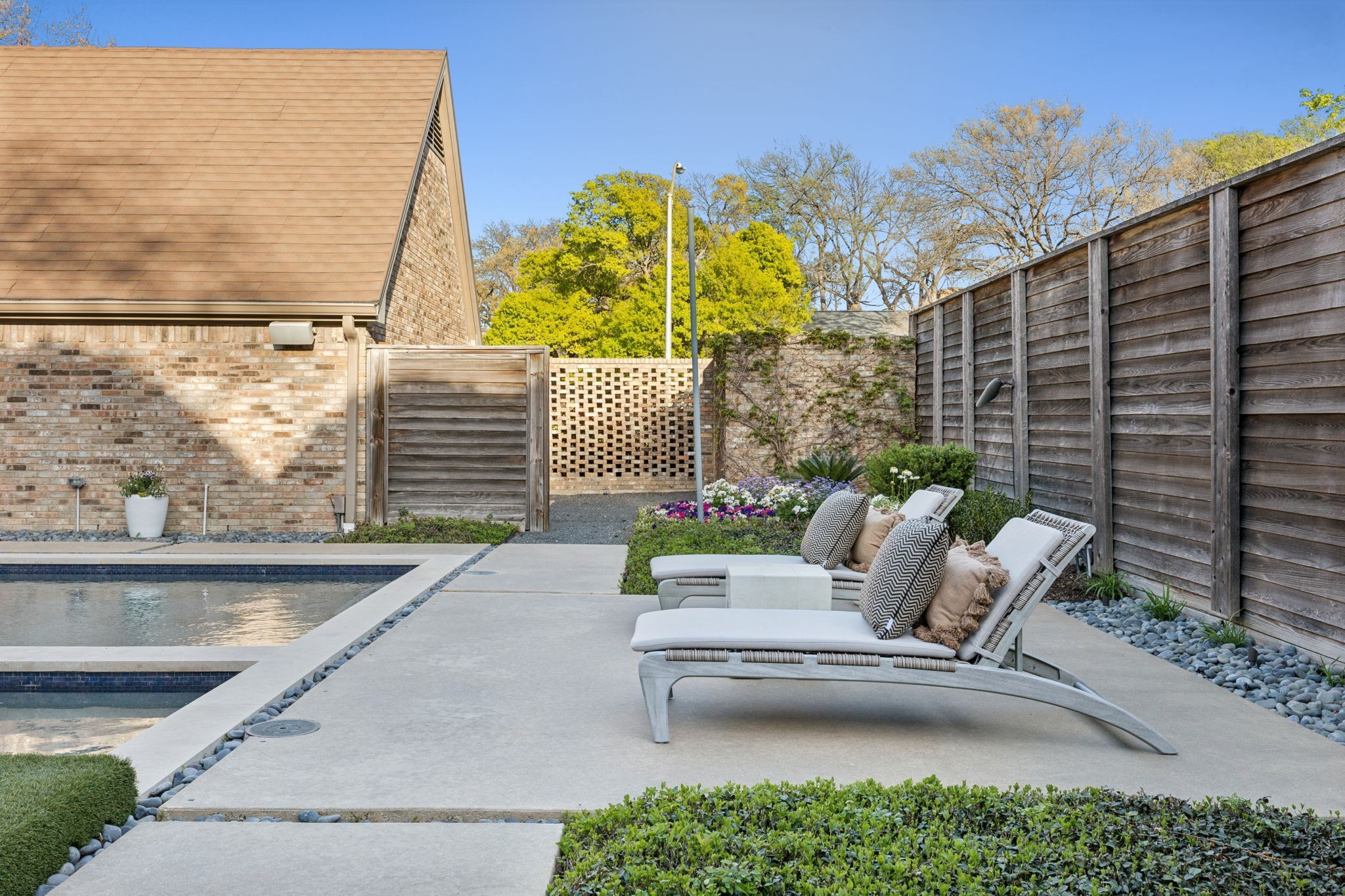 6415 Forestshire Drive Dallas TX 75230