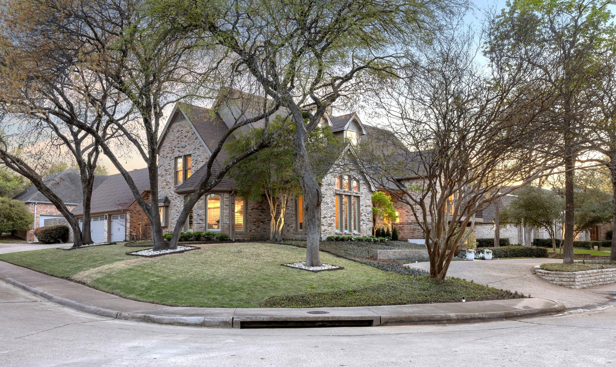 6415 Forestshire Drive Dallas TX 75230