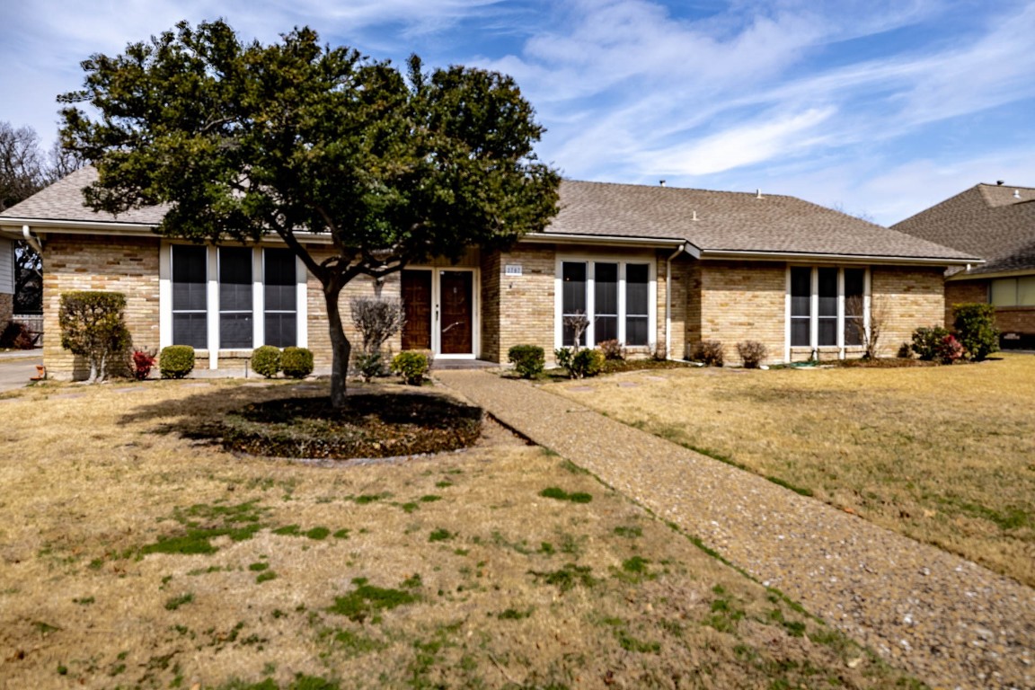2707 Peach Tree Drive Carrollton TX 75006