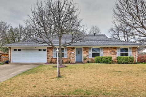 9016 Sirocka Drive Benbrook TX 76116