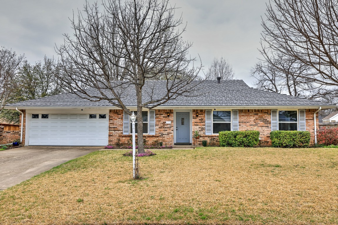 9016 Sirocka Drive Benbrook TX 76116