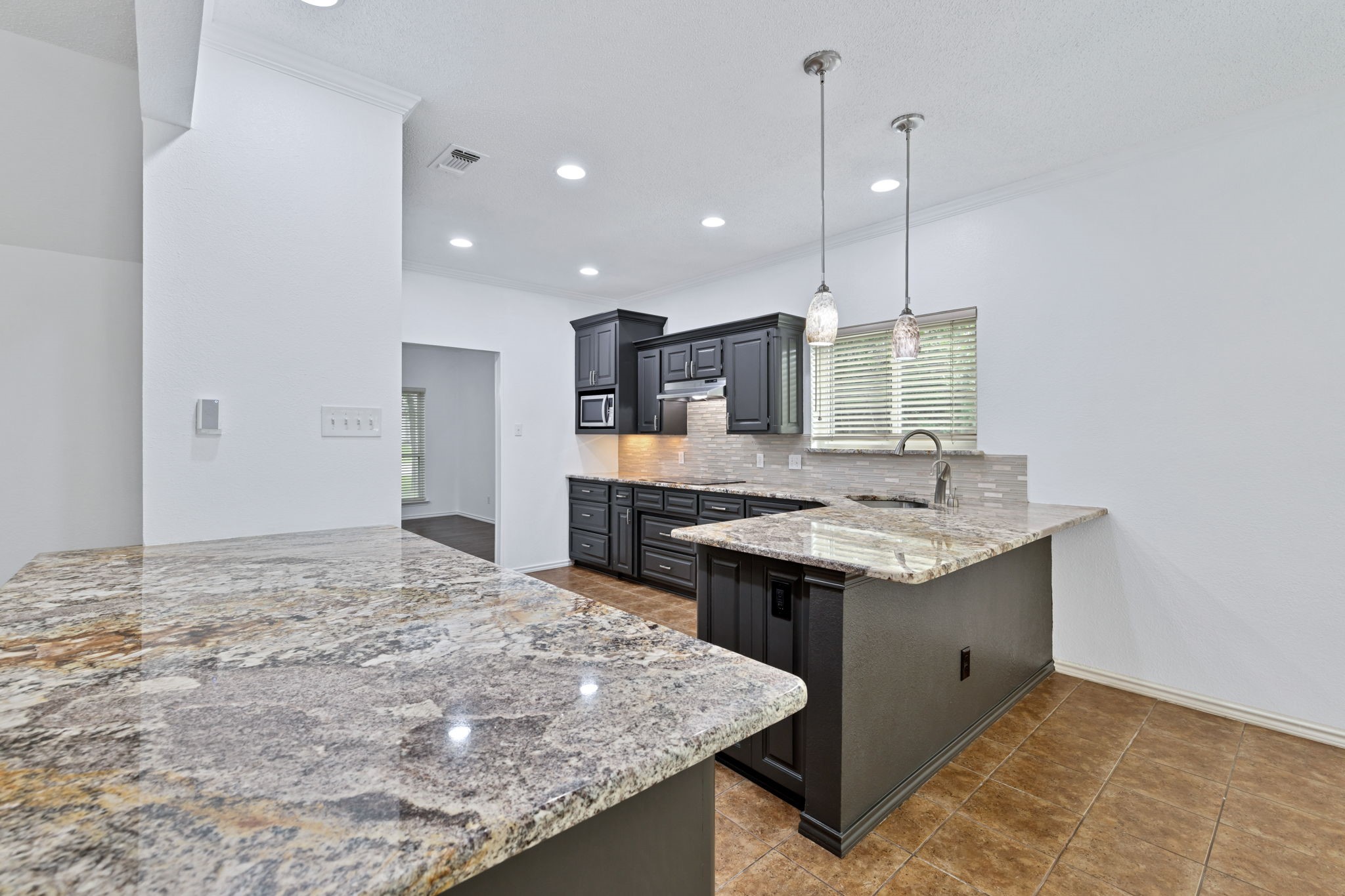 814 Red Oak Drive Mansfield TX 76063