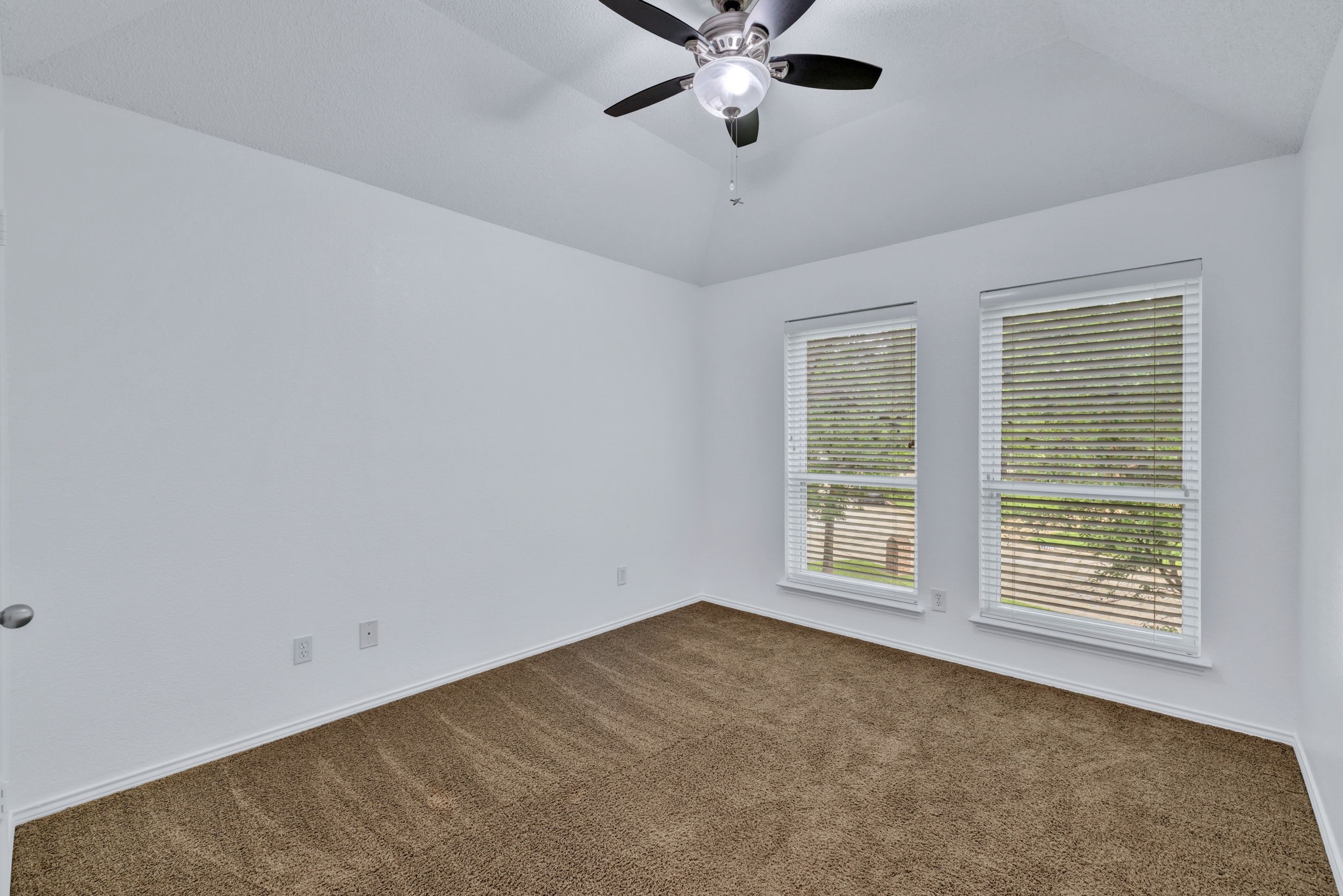 814 Red Oak Drive Mansfield TX 76063