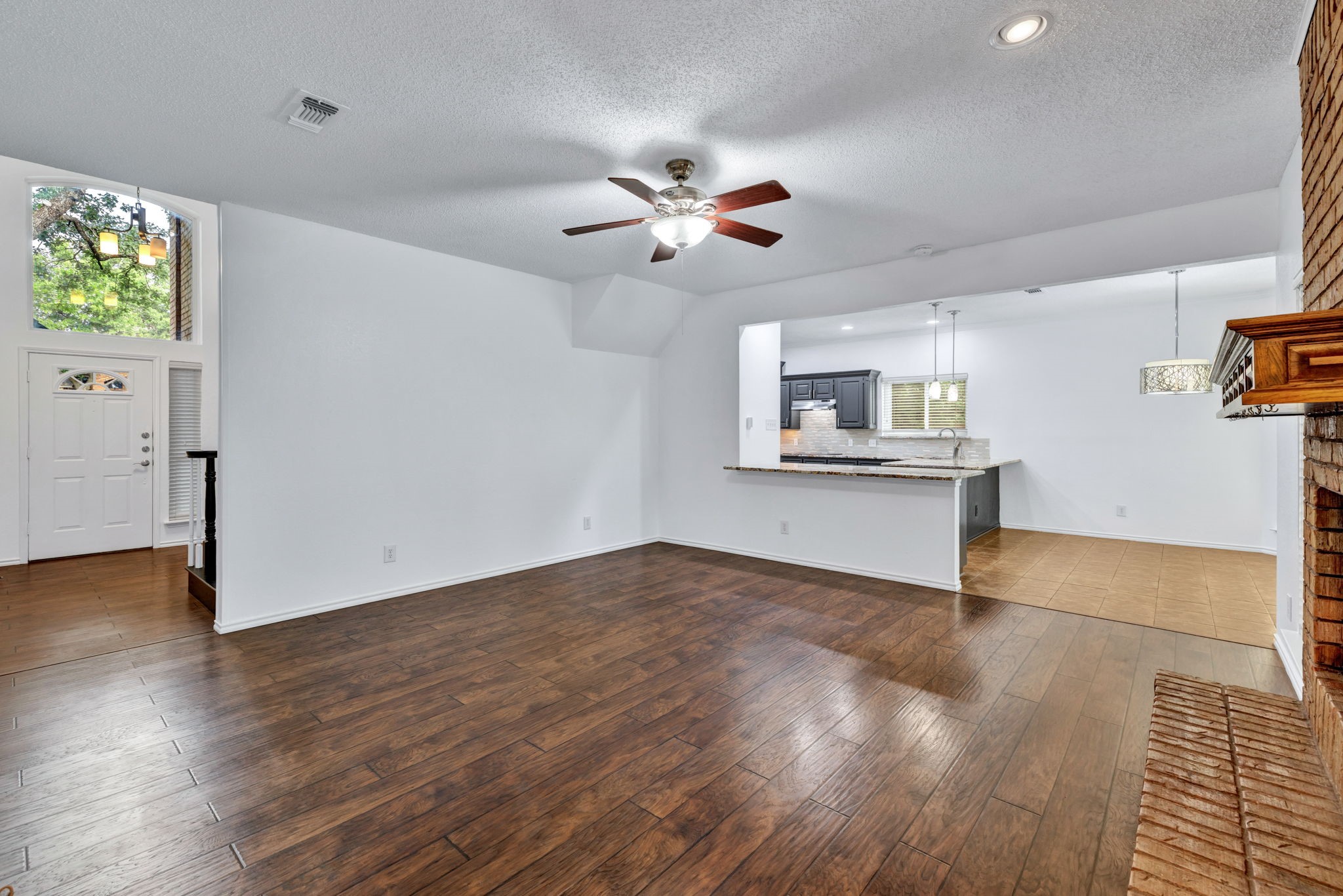 814 Red Oak Drive Mansfield TX 76063