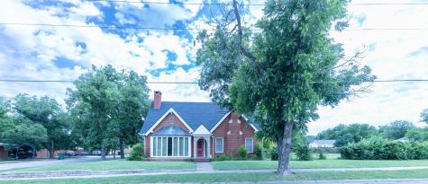1001 W Walnut Street Coleman TX 76834
