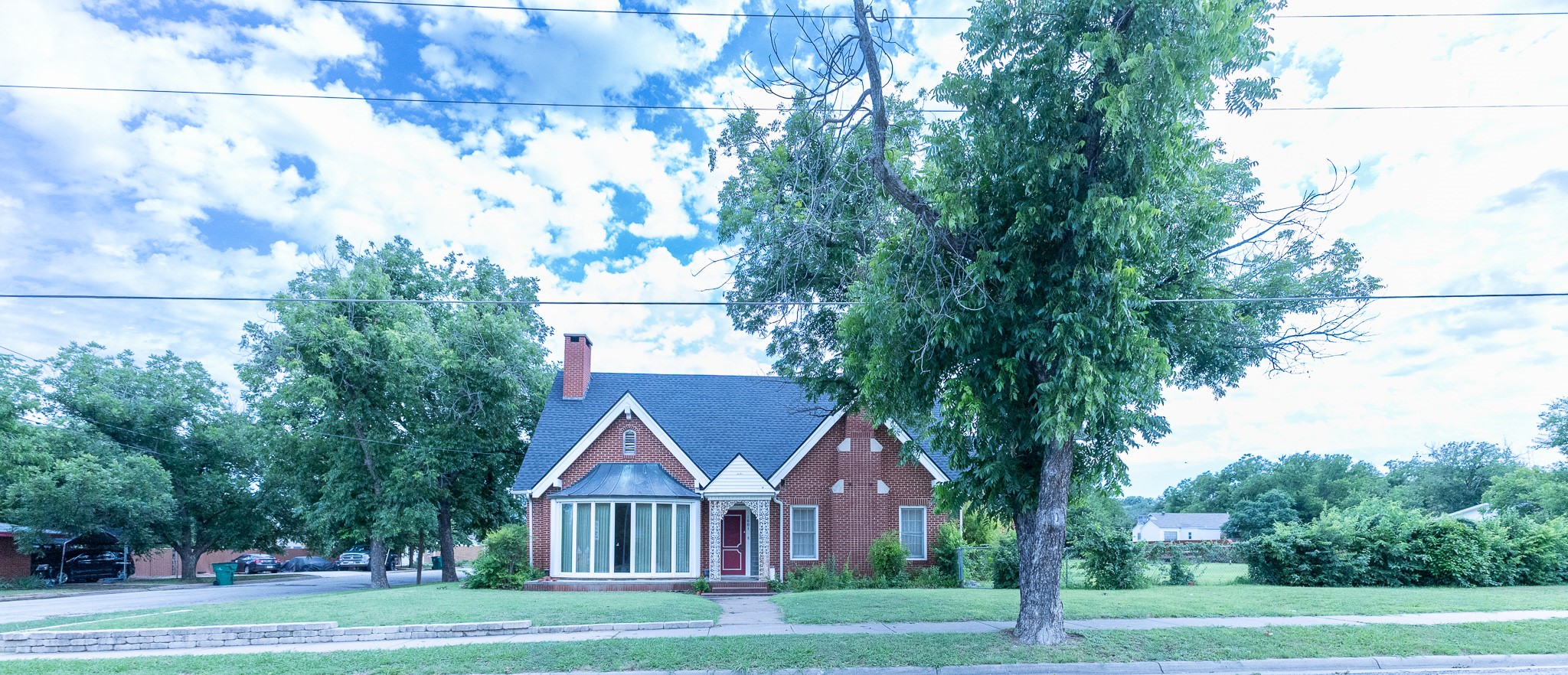 1001 W Walnut Street Coleman TX 76834