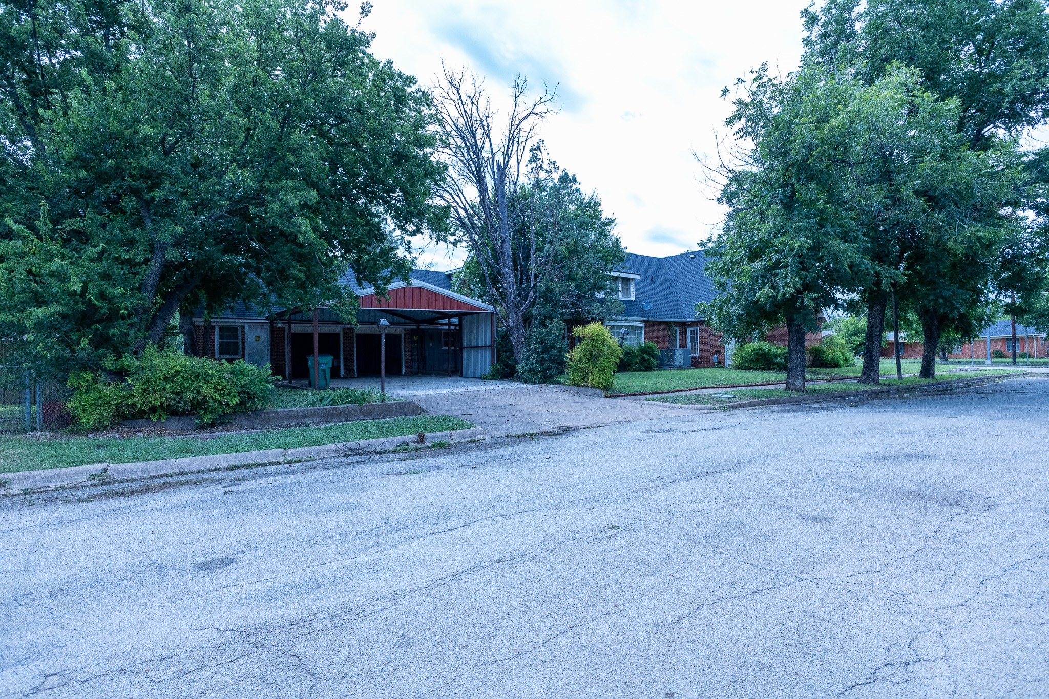 1001 W Walnut Street Coleman TX 76834