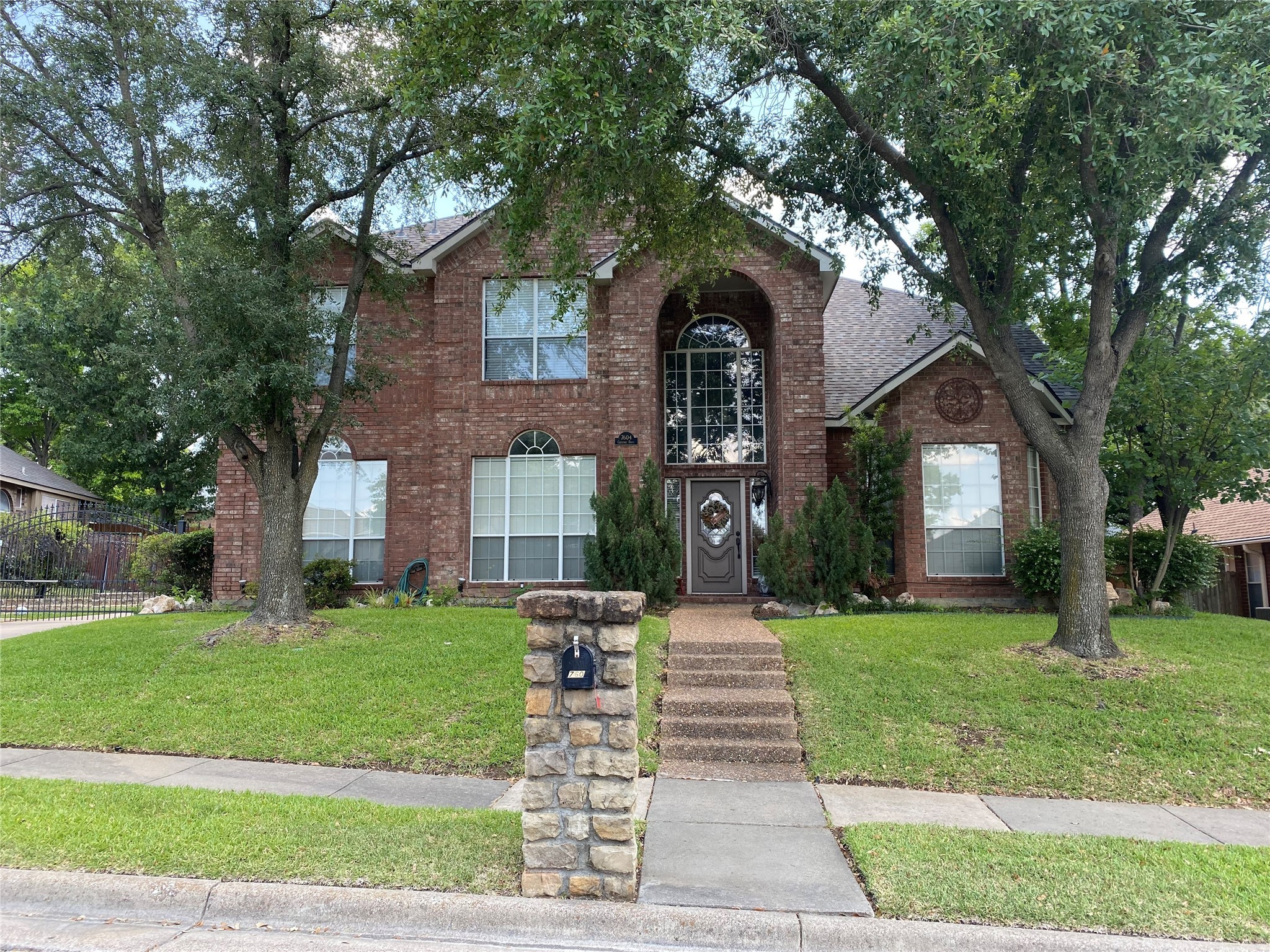 7604 Chestnut Drive North Richland Hills TX 76182