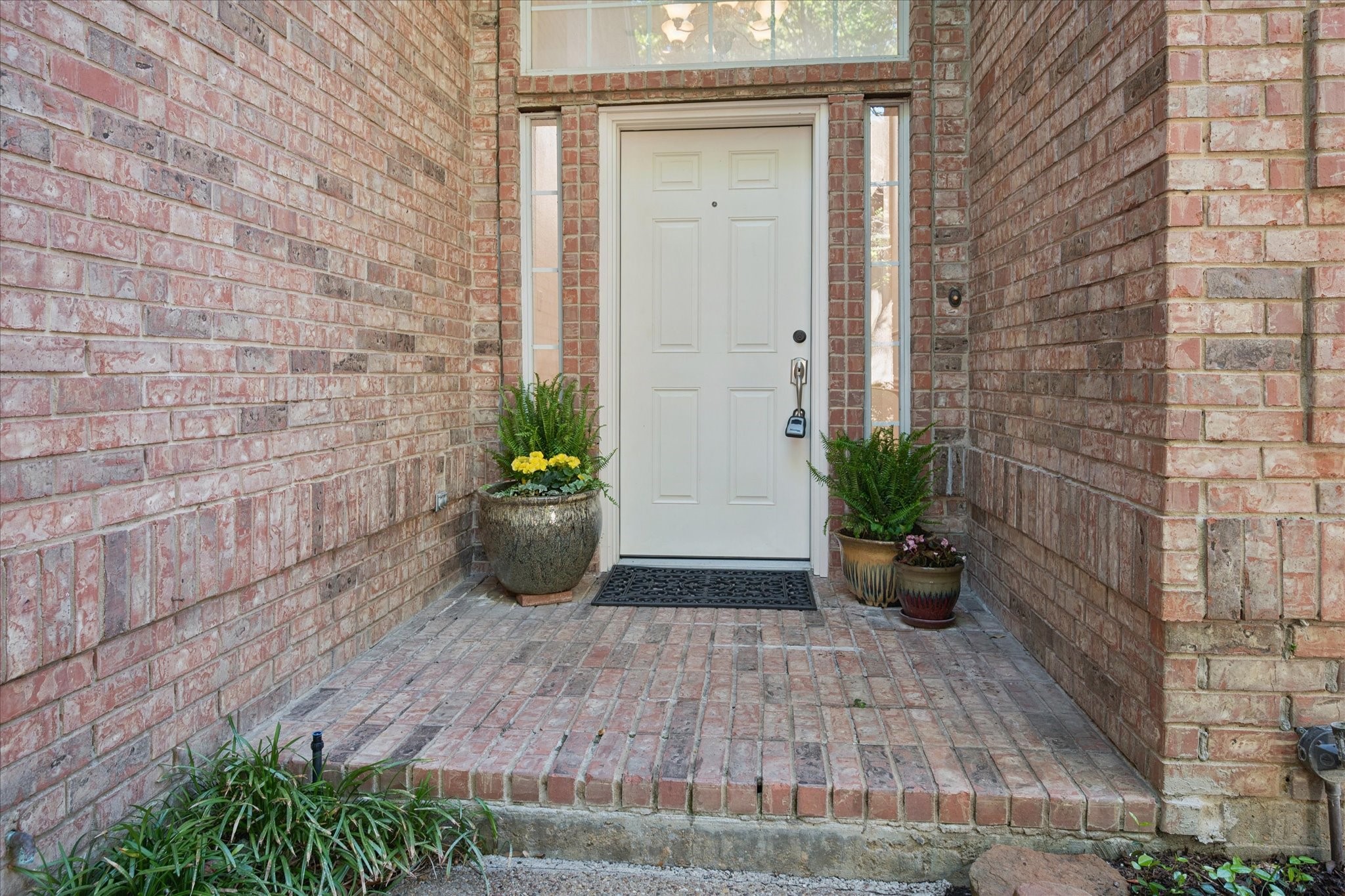 14592 Greenleaf Court Addison TX 75001