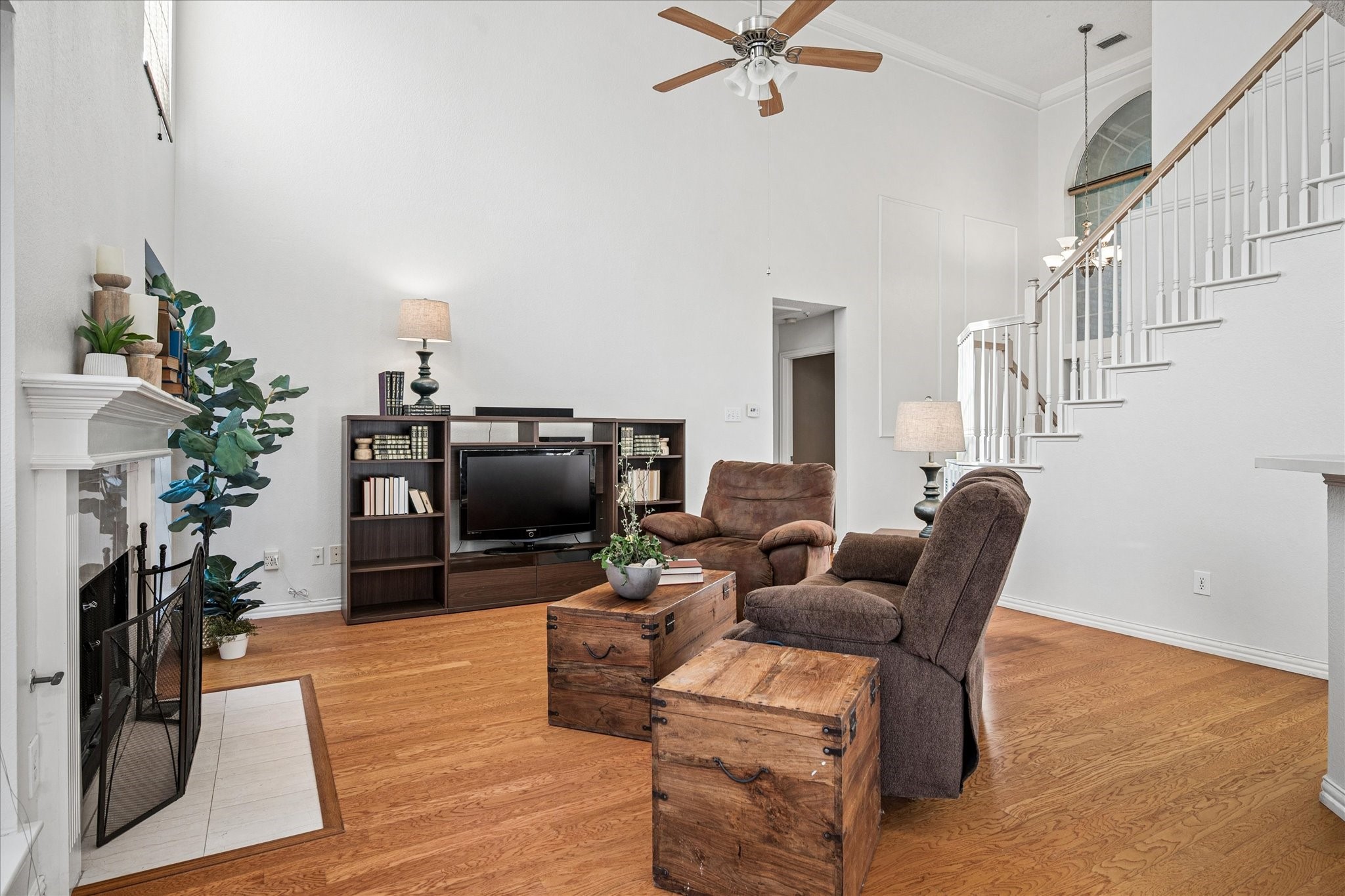 14592 Greenleaf Court Addison TX 75001