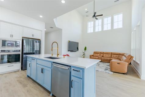 1708 Buttercup Avenue Aubrey TX 76227