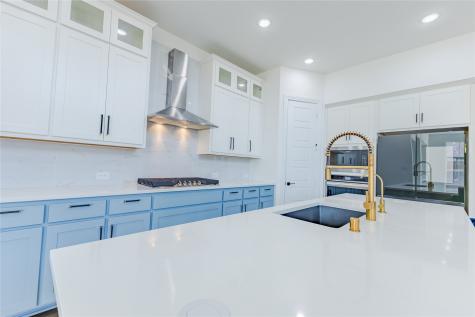 1708 Buttercup Avenue Aubrey TX 76227