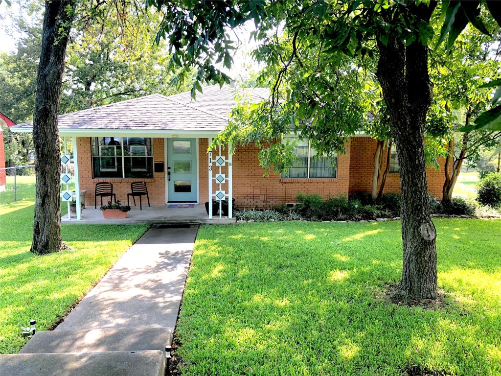 713 S College Street Mckinney TX 75069